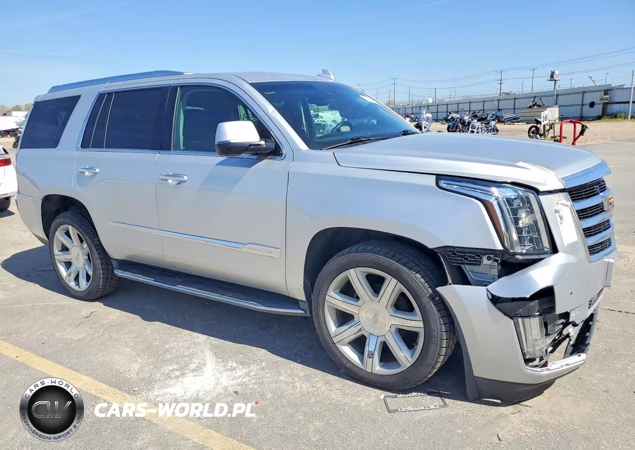2016 Cadillac Escalade Luxury VIN:1GYS4BKJ7GR183329 - 4