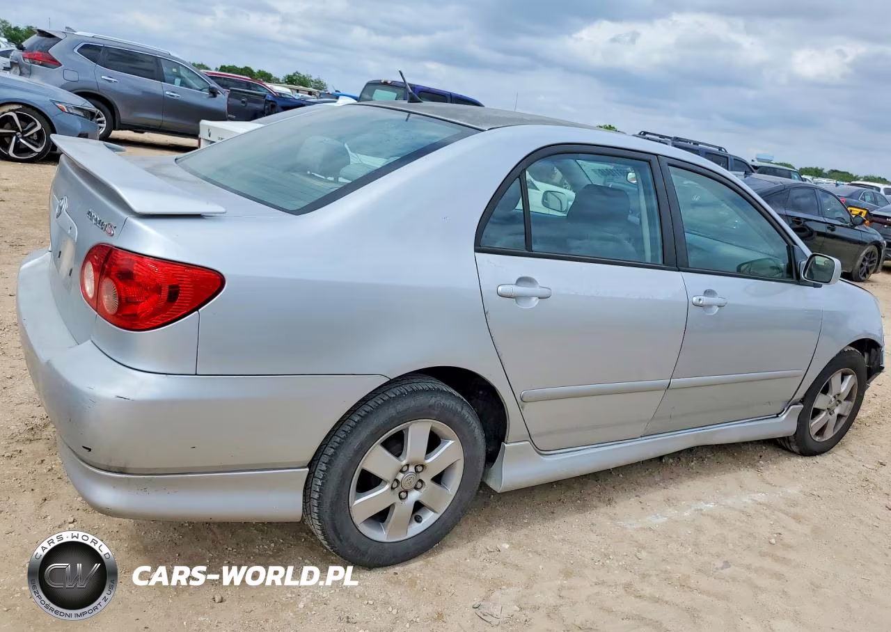 2008 Toyota Corolla S VIN:1NXBR32E88Z972079 - 3