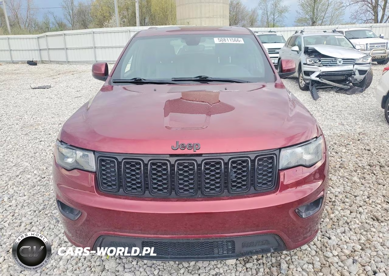 2018 Jeep Grand Cherokee Laredo VIN:1C4RJFAG9JC487024 - 5