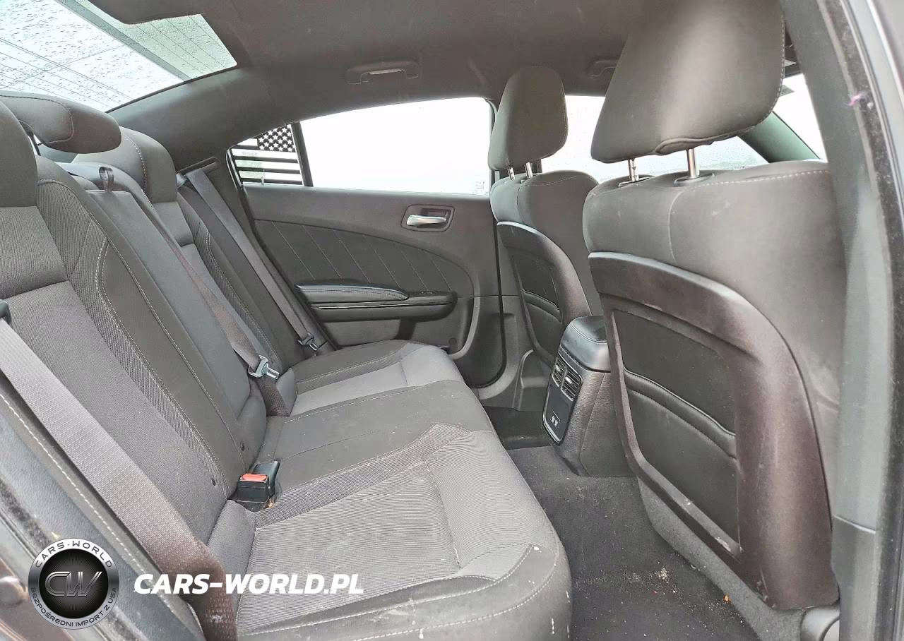 2019 Dodge Charger Sxt VIN:2C3CDXBG1KH732628 - 10
