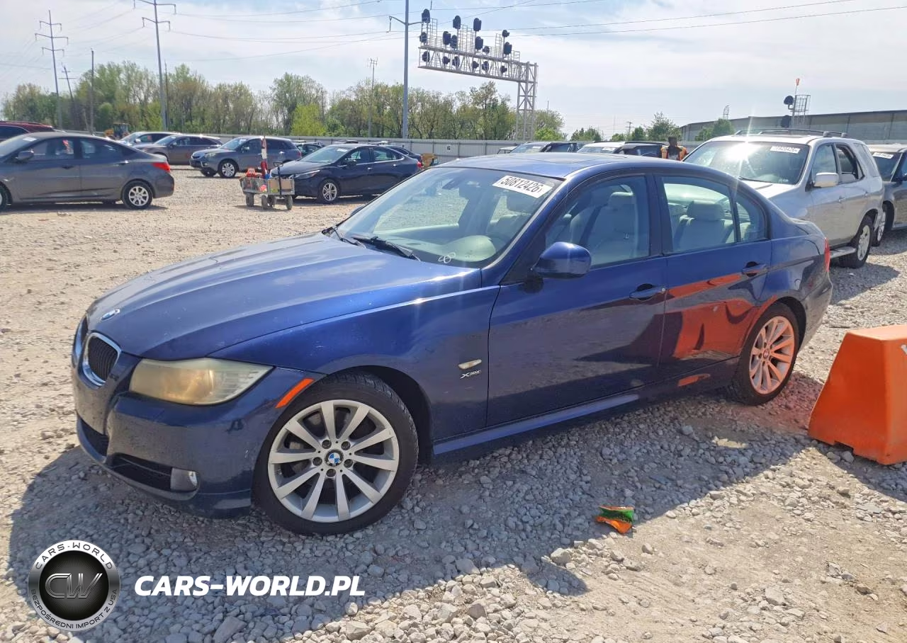 2011 BMW 328 Xi – zdjęcie 1 z 12