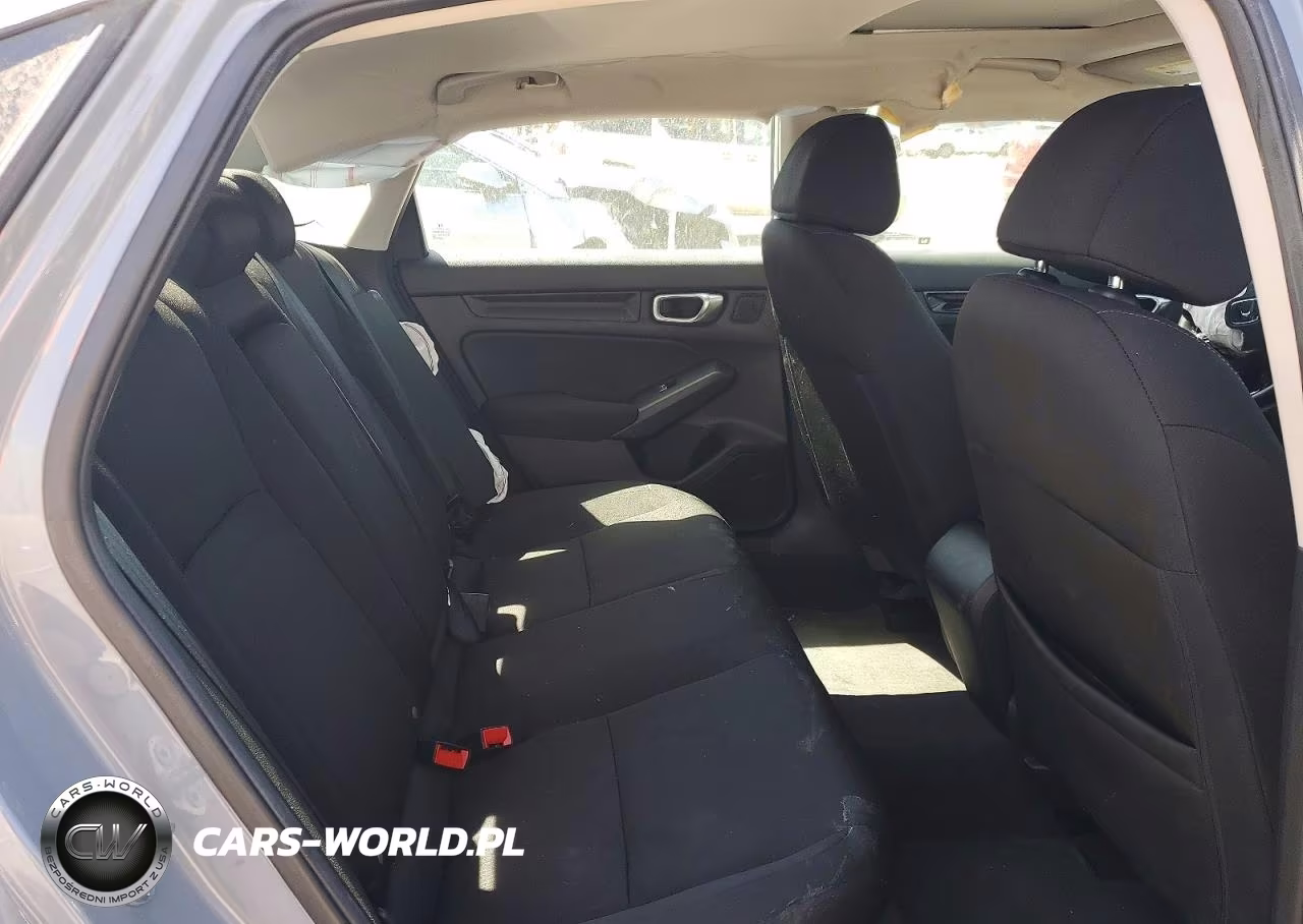 2024 Honda Civic 4D Ex VIN:2HGFE1F76RH340771 - 10