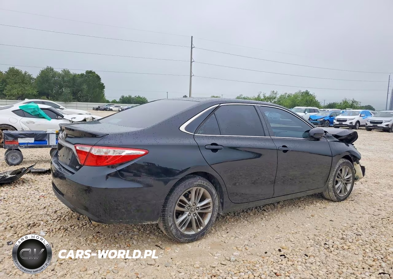 2015 Toyota Camry Se VIN:4T1BF1FK0FU041473 - 3