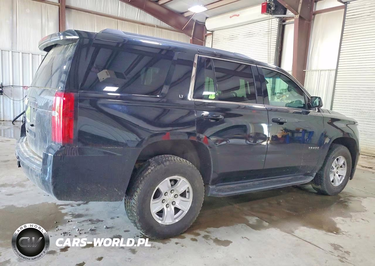 2018 Chevrolet Tahoe K1500 Lt VIN:1GNSKBKC5JR158263 - 3