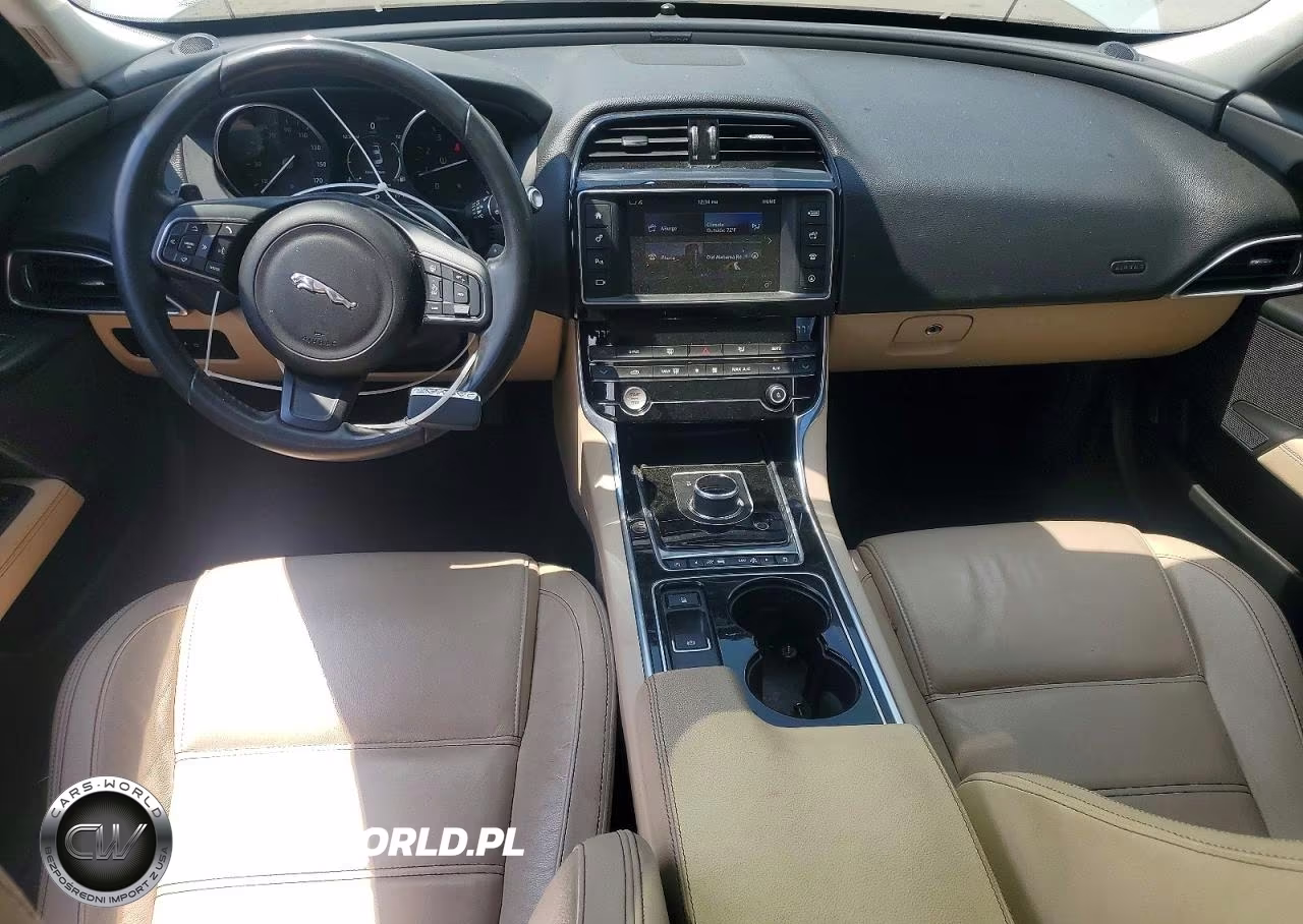 2017 Jaguar Xe Prestige VIN:SAJAE4BV0HA974185 - 8