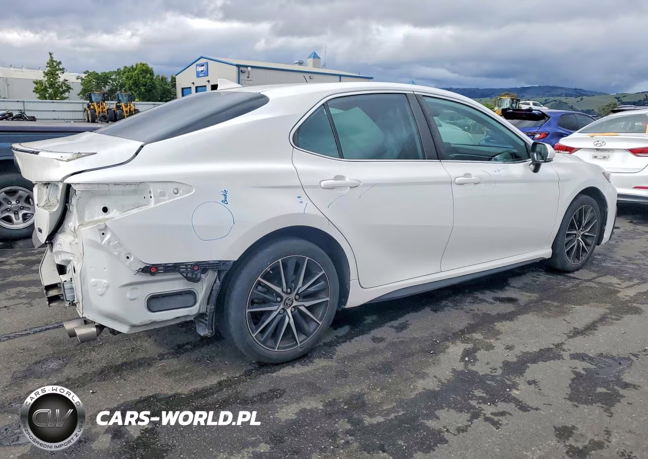 2023 Toyota Camry Se VIN:4T1G11AK8PU747507 - 3