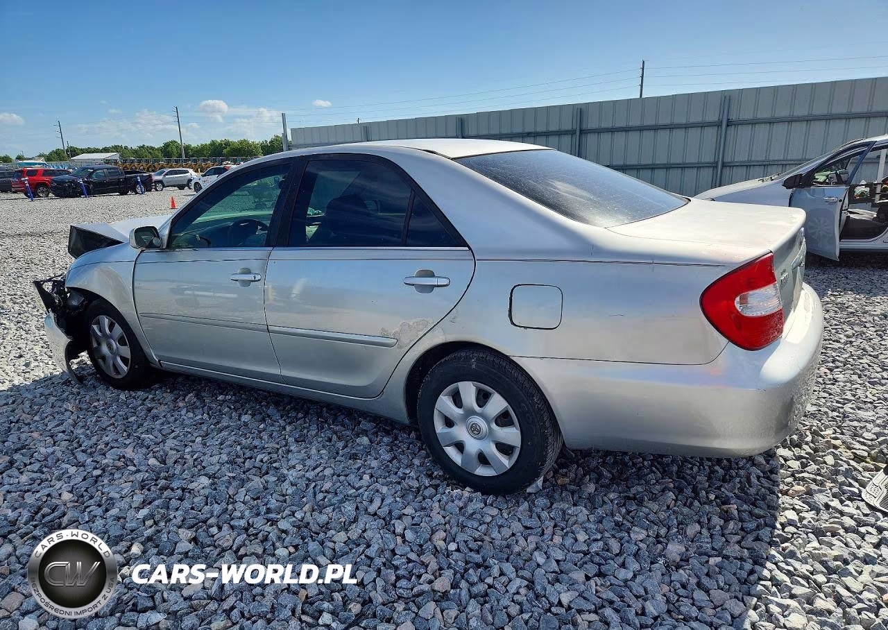 2002 Toyota Camry Le VIN:4T1BE32K12U036040 - 2