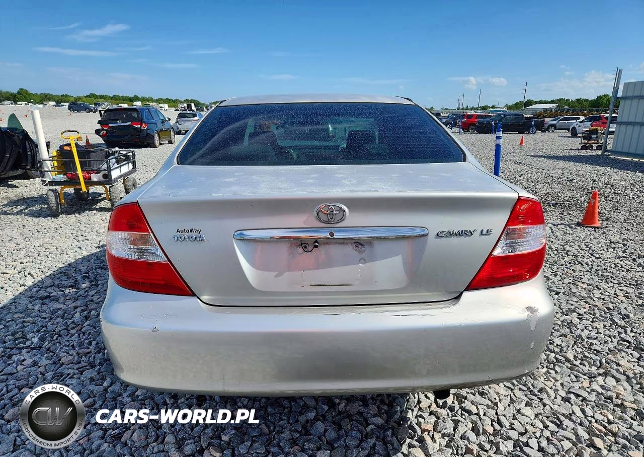 2002 Toyota Camry Le VIN:4T1BE32K12U036040 - 6