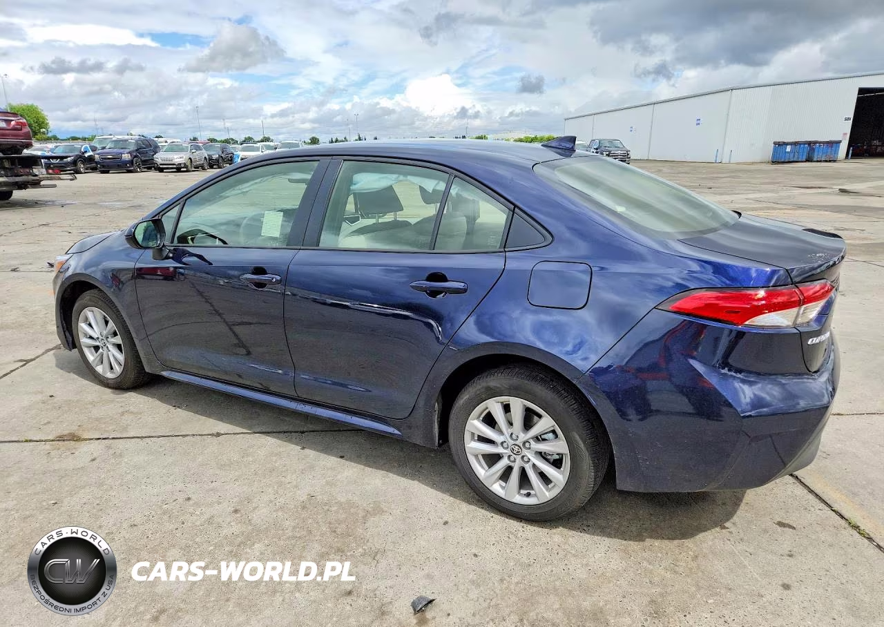 2026 Toyota Corolla Hybrid Le VIN:JTDBCMFE3T3125894 - 2