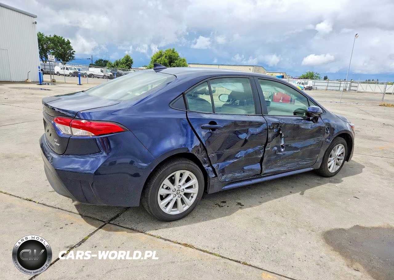 2026 Toyota Corolla Hybrid Le VIN:JTDBCMFE3T3125894 - 3