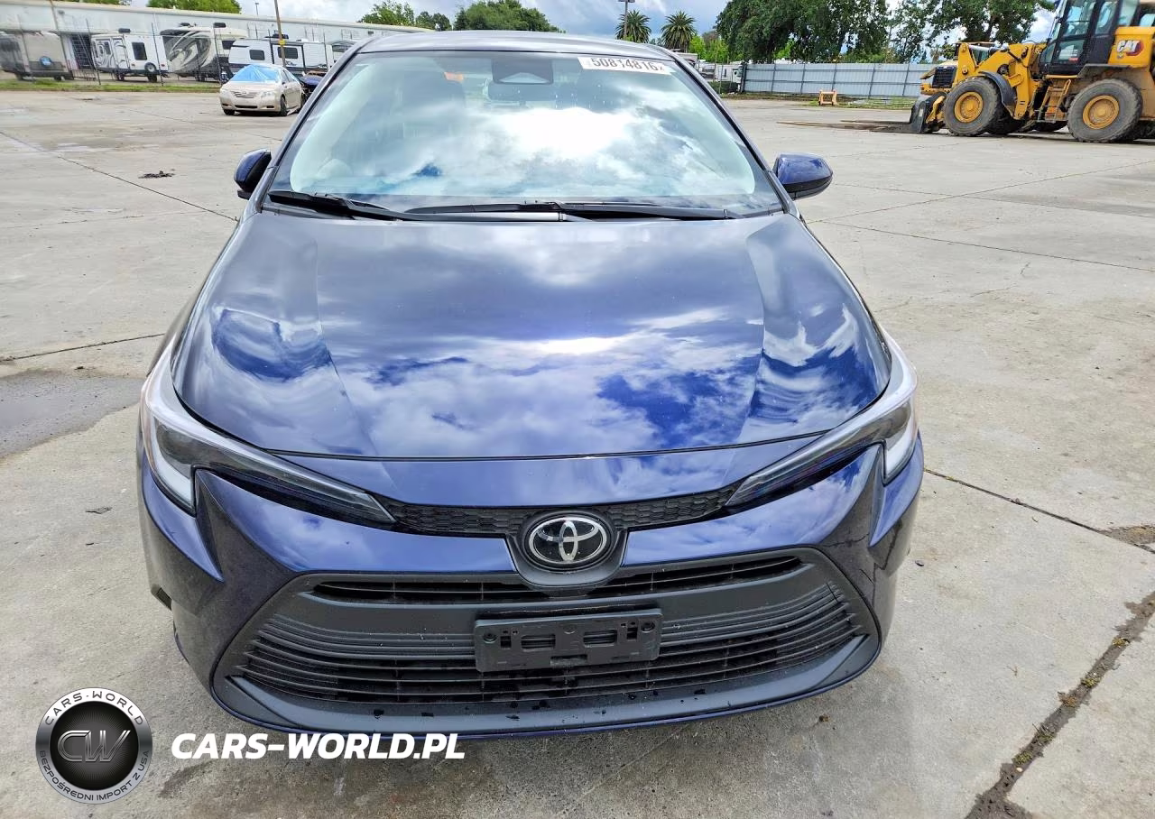 2026 Toyota Corolla Hybrid Le VIN:JTDBCMFE3T3125894 - 5