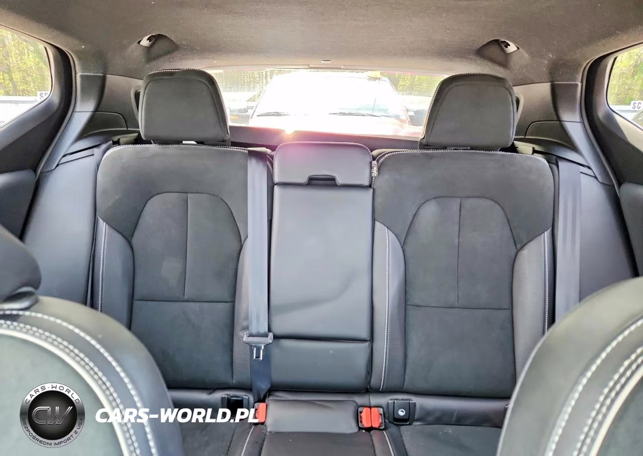 2019 Volvo Xc40 T5 R-Design VIN:YV4162UM9K2117222 - 10