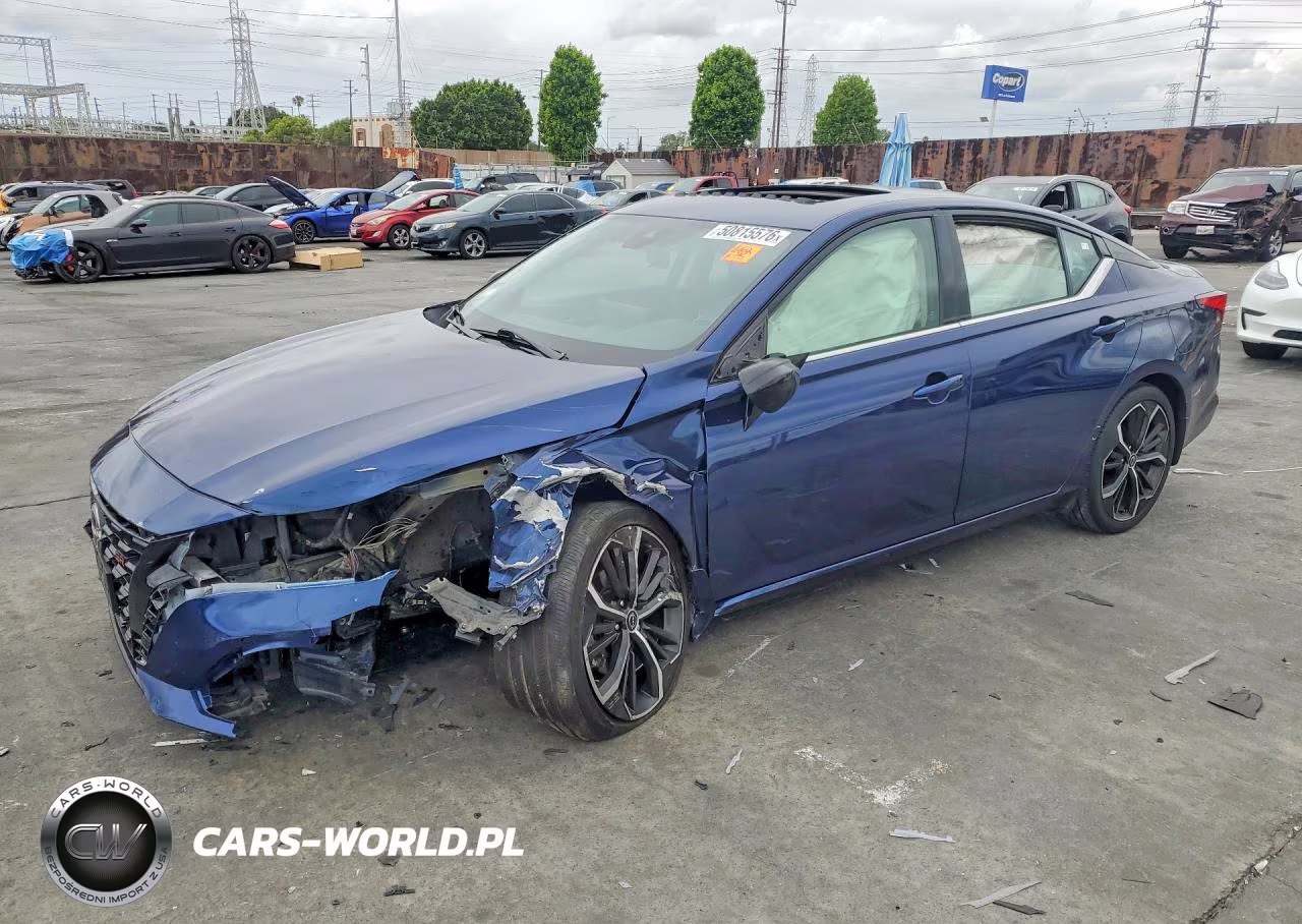 2023 Nissan Altima Sr – zdjęcie 1 z 12