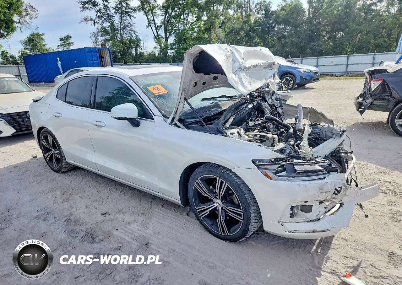 2020 Volvo S60 T5 Inscription VIN:7JR102FLXLG064545 - 4