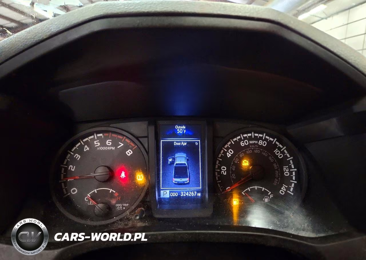 2018 Toyota Tacoma Sr VIN:5TFSX5EN0JX059984 - 9