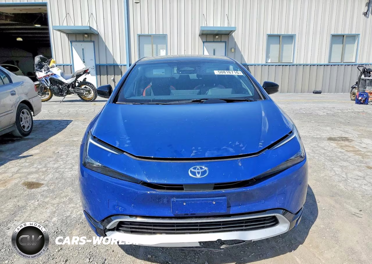 2025 Toyota Prius Plug-In Hybrid Xse VIN:JTDACACU8S3047004 - 5
