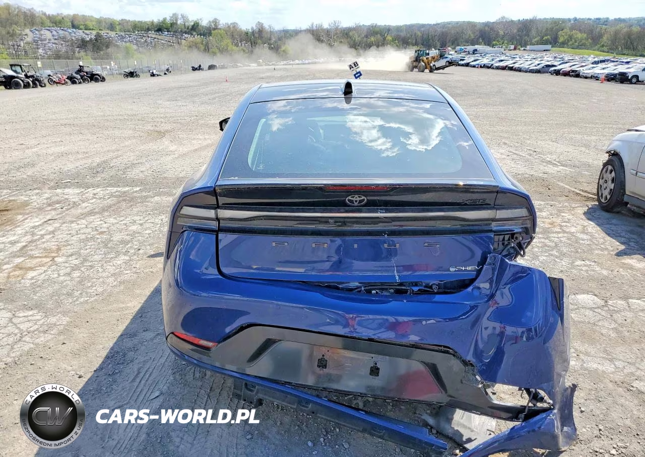 2025 Toyota Prius Plug-In Hybrid Xse VIN:JTDACACU8S3047004 - 6