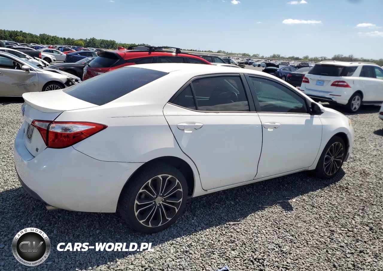 2014 Toyota Corolla S Plus VIN:5YFBURHE8EP076726 - 3