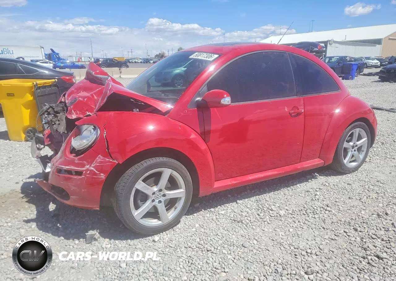 2009 Volkswagen New Beetle S
