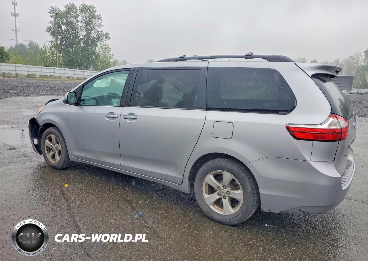 2015 Toyota Sienna Le VIN:5TDKK3DC9FS552532 - 2