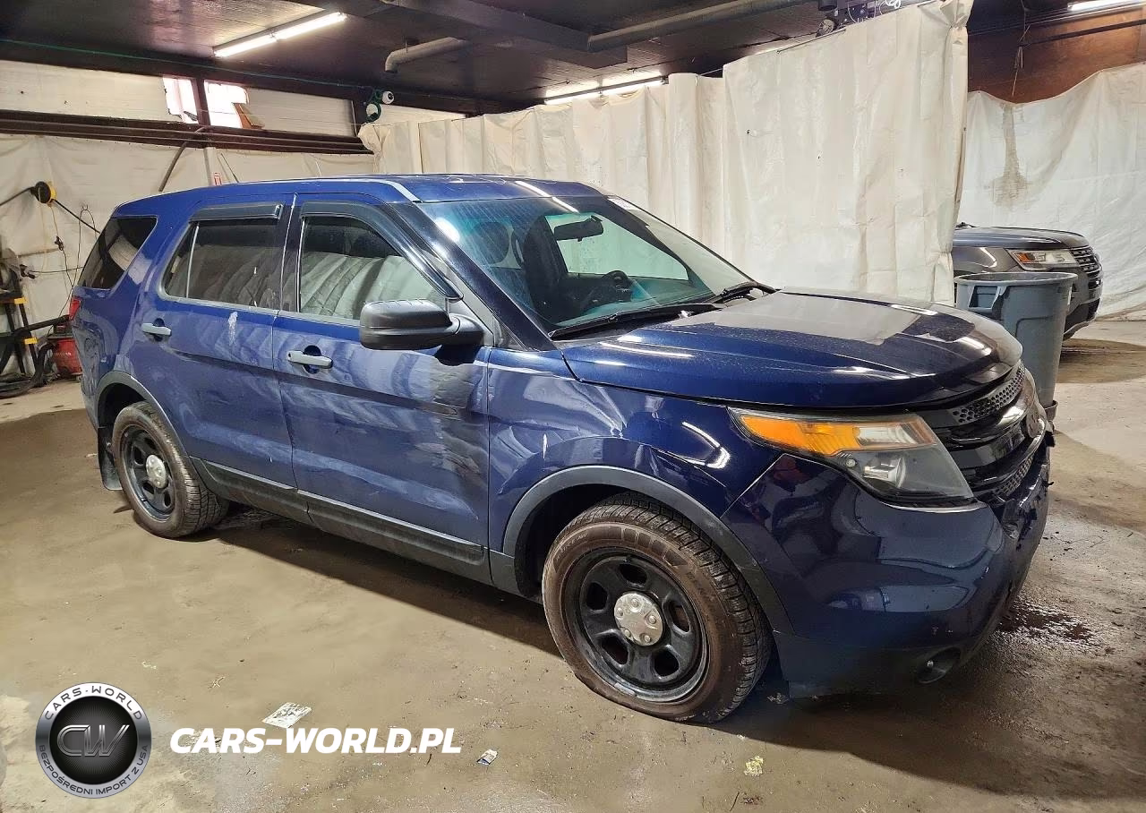 2015 Ford Explorer Police Interceptor VIN:1FM5K8AR8FGA46036 - 4