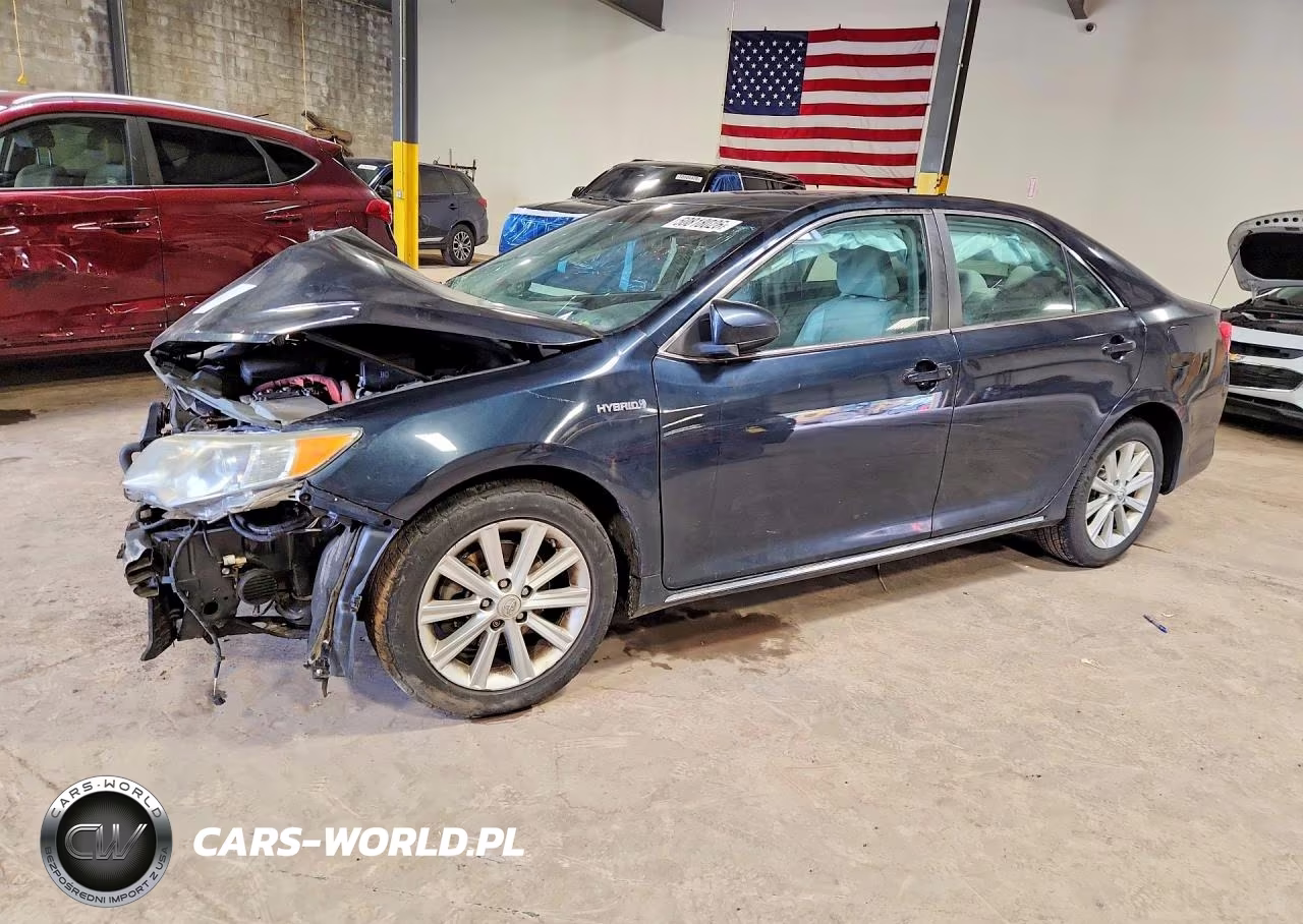 2013 Toyota Camry Hybrid Xle