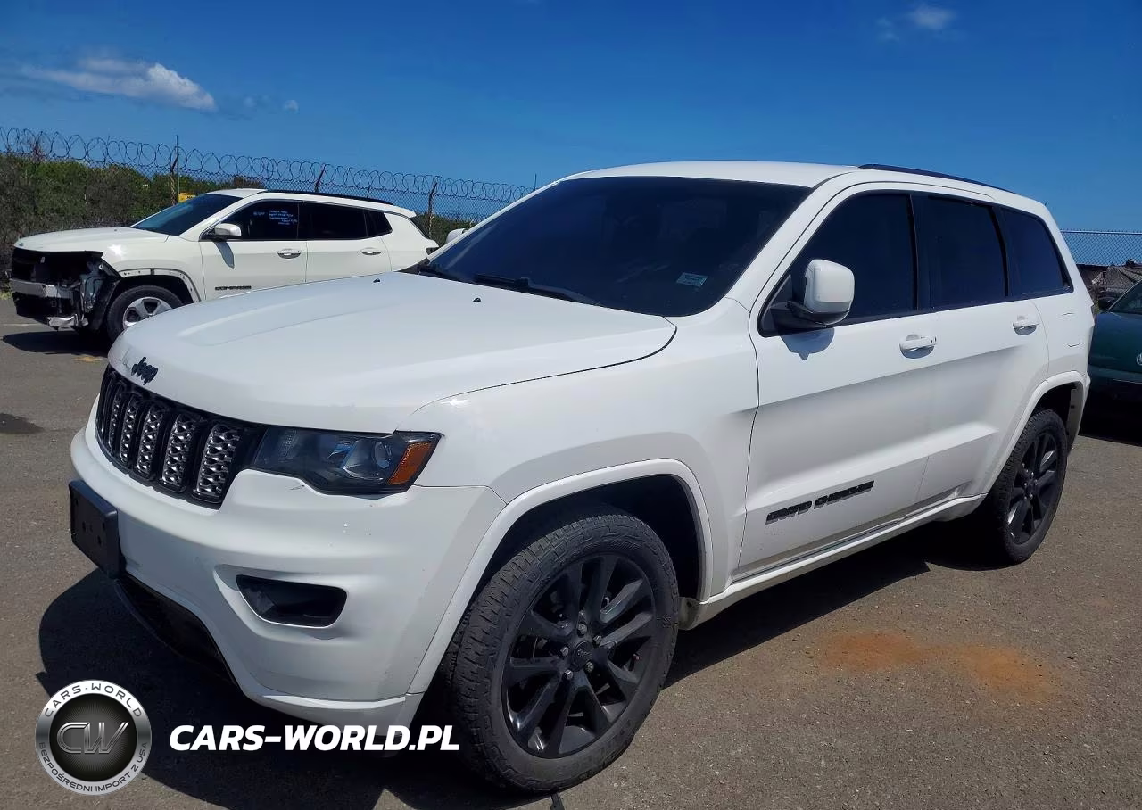 2017 Jeep Grand Cherokee Laredo