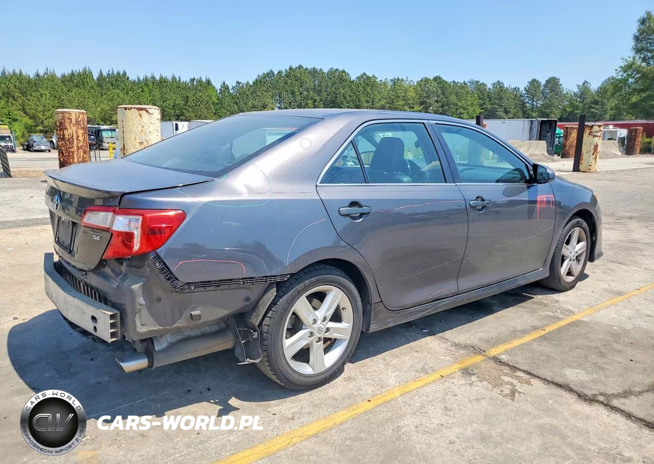 2013 Toyota Camry Se VIN:4T1BF1FK2DU657009 - 3