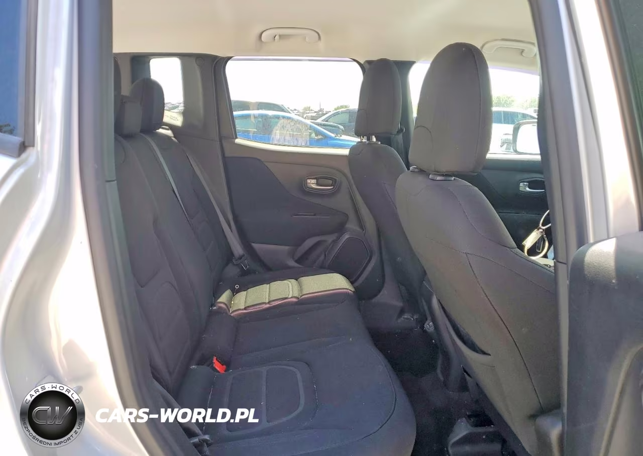 2020 Jeep Renegade Latitude VIN:ZACNJBBB1LPL29301 - 11
