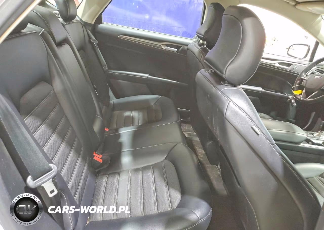 2017 Ford Fusion Se VIN:3FA6P0T93HR368691 - 10