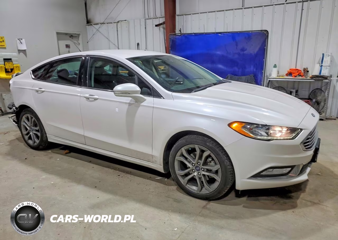 2017 Ford Fusion Se VIN:3FA6P0T93HR368691 - 4