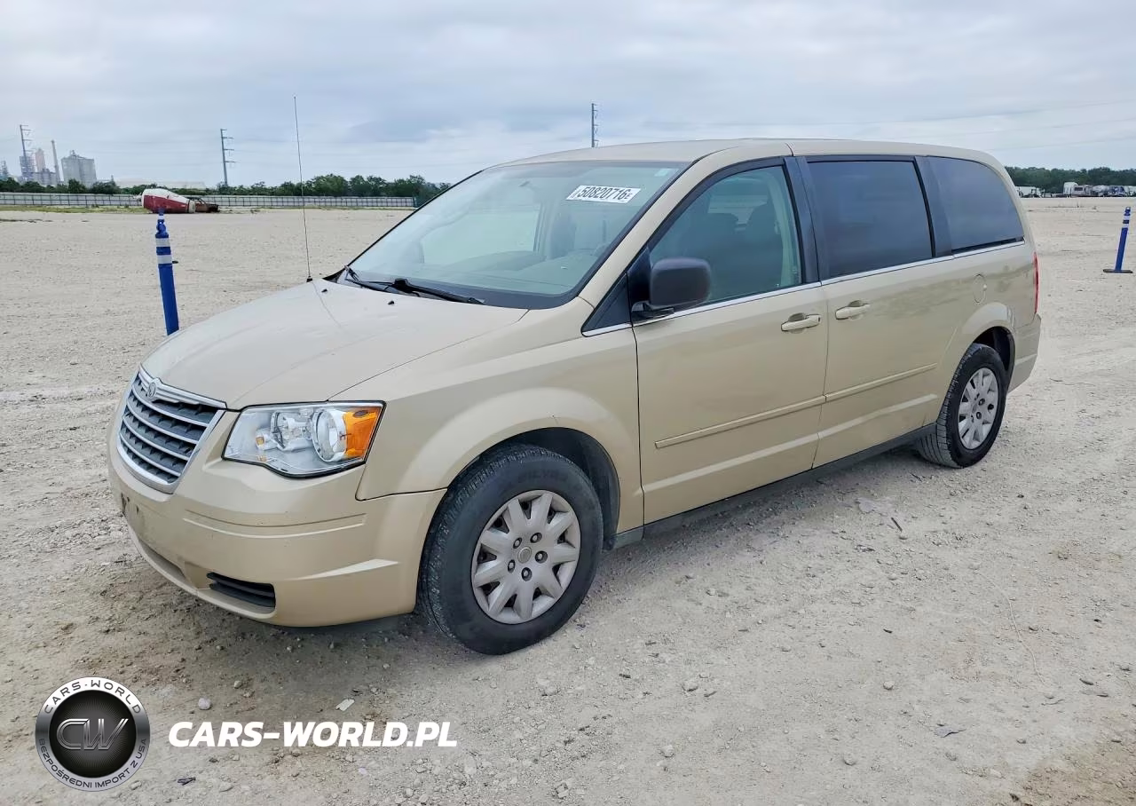 2010 Chrysler Town & Country Lx