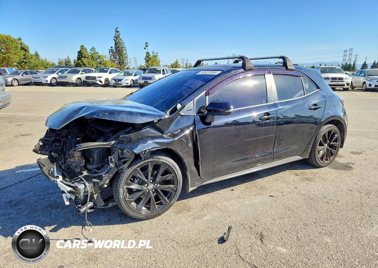 2021 Toyota Corolla Hatchback Se Nightshade Edition – zdjęcie 1 z 13