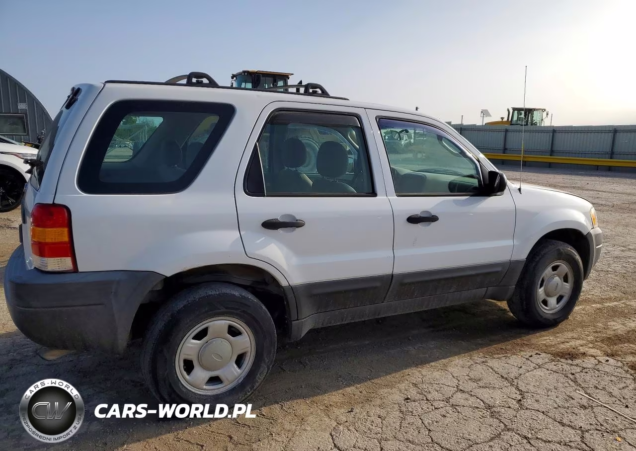 2003 Ford Escape Xls VIN:1FMYU92143KE05753 - 3