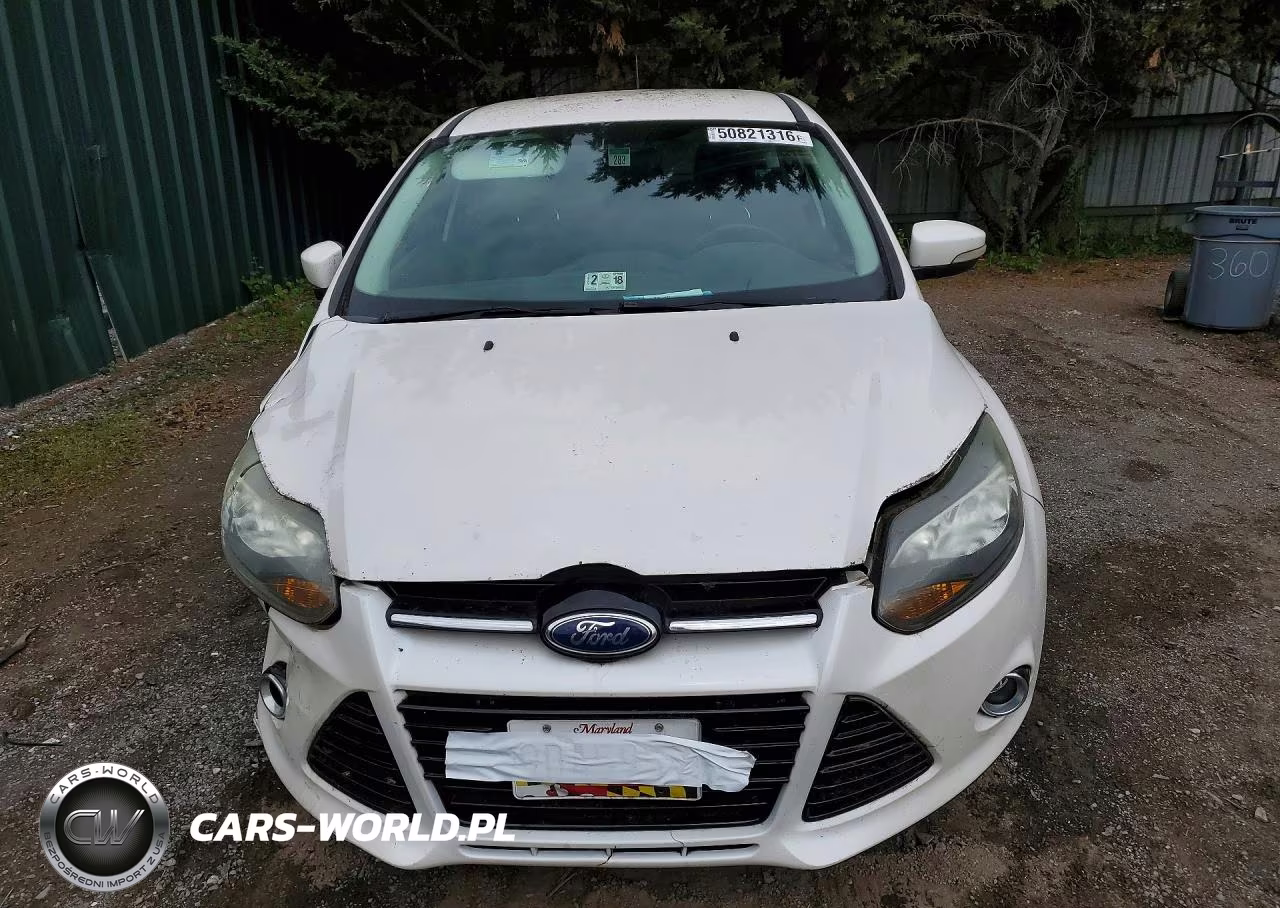 2012 Ford Focus Titanium VIN:1FAHP3N22CL309097 - 5
