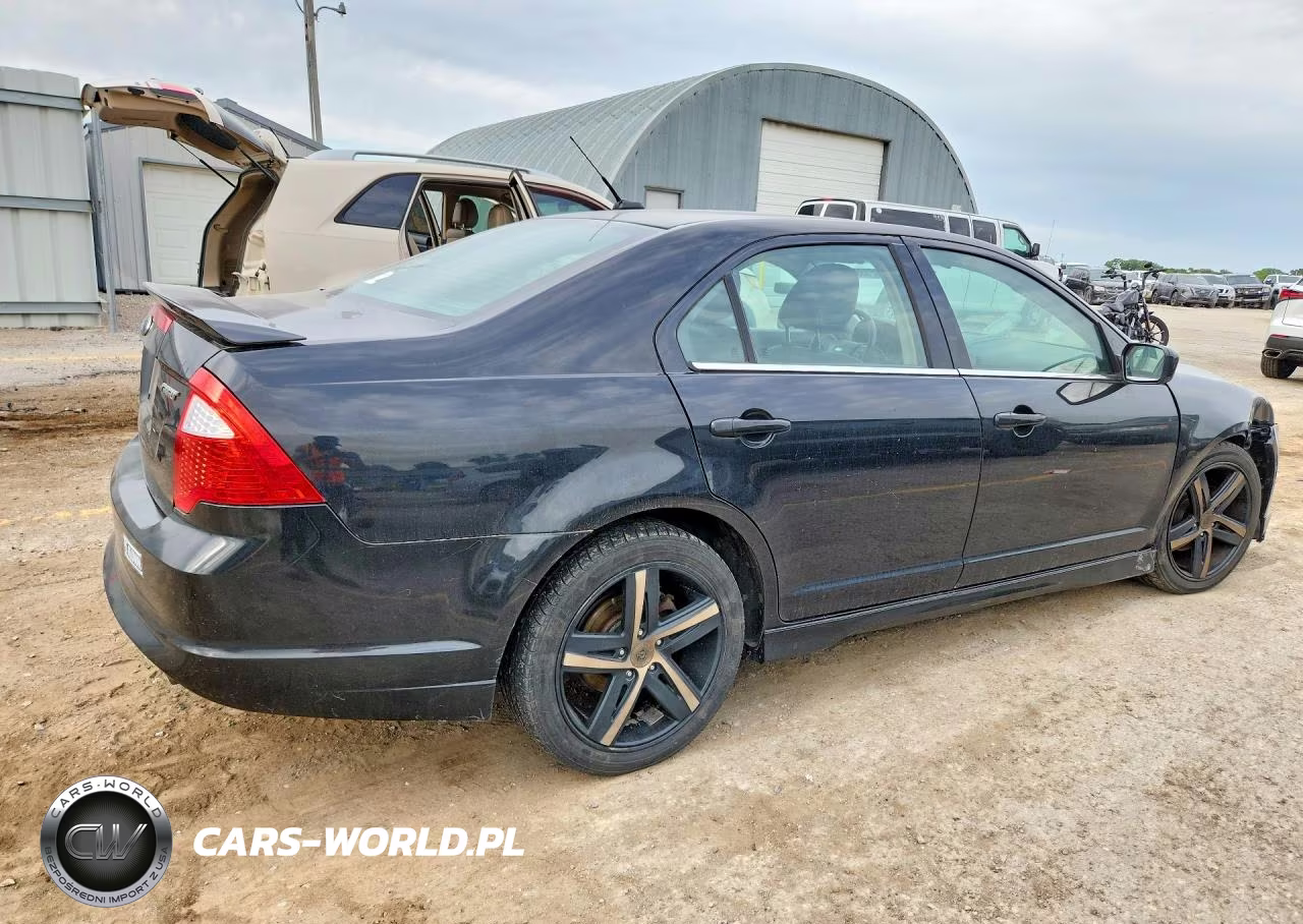 2010 Ford Fusion Sport VIN:3FAHP0KCXAR193125 - 3