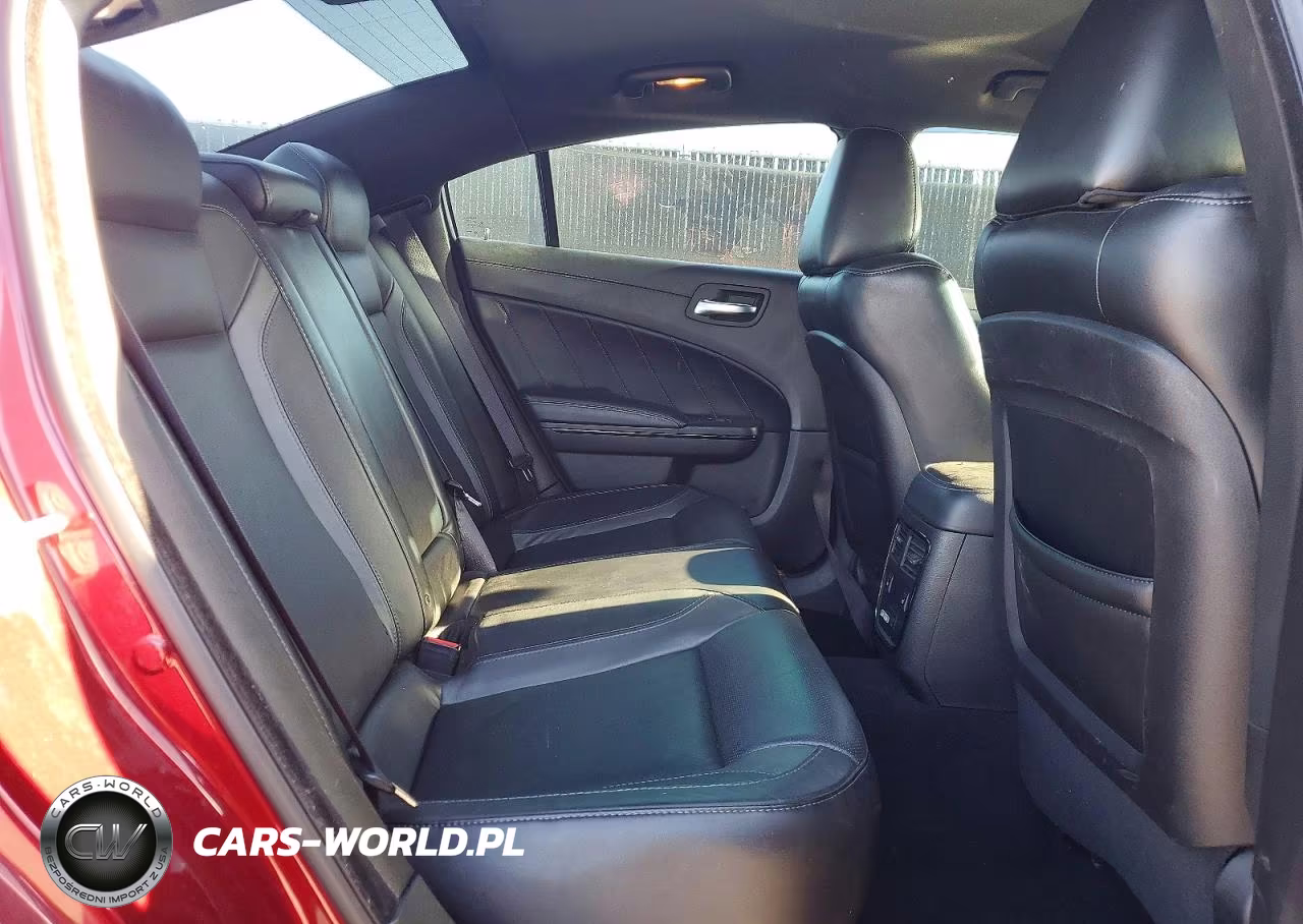 2019 Dodge Charger Sxt VIN:2C3CDXBG7KH635675 - 10
