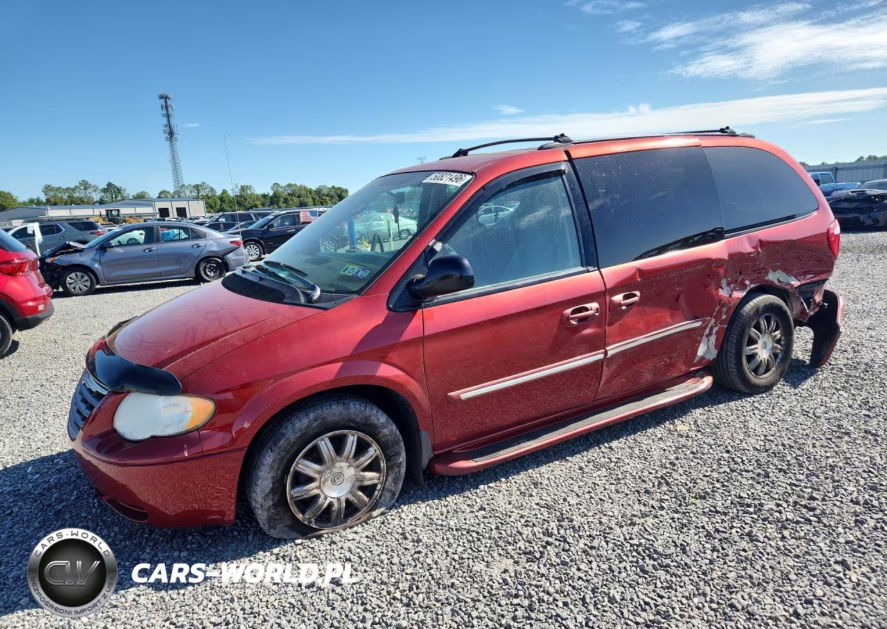 2005 Chrysler Town & Country Touring