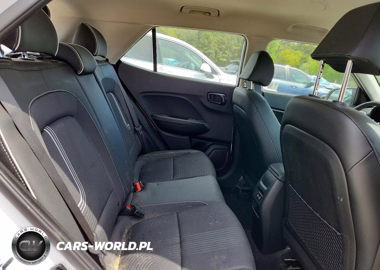 2025 Hyundai Venue Limited VIN:KMHRC8A38SU371338 - 11