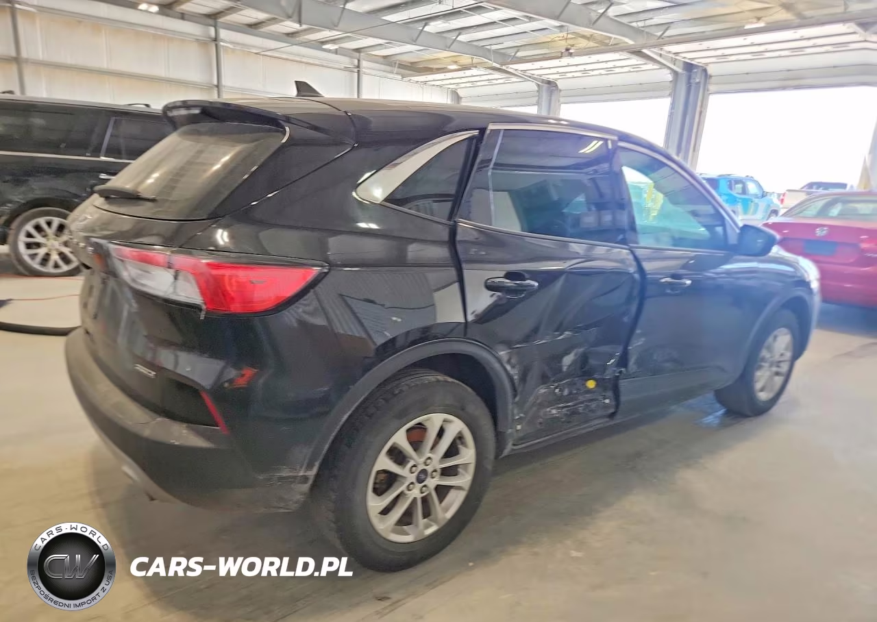 2022 Ford Escape Se VIN:1FMCU9BZ5NUA67139 - 3
