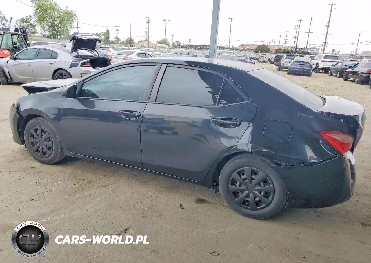 2017 Toyota Corolla L VIN:5YFBURHE8HP640878 - 2