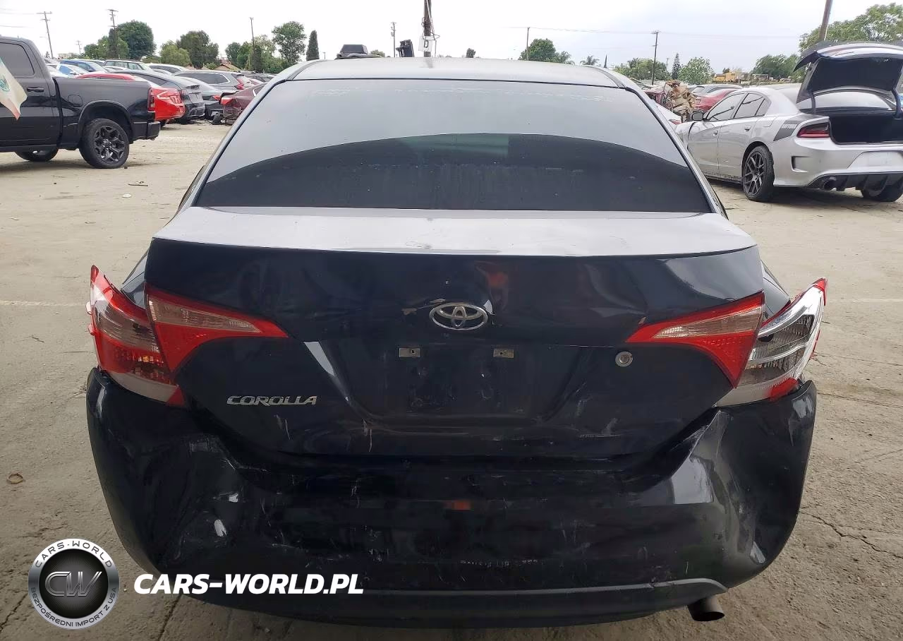 2017 Toyota Corolla L VIN:5YFBURHE8HP640878 - 6