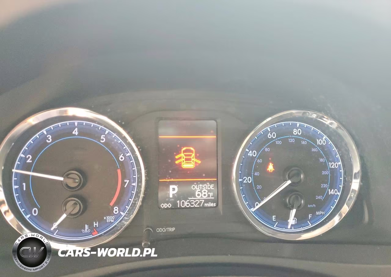 2017 Toyota Corolla L VIN:5YFBURHE8HP640878 - 9