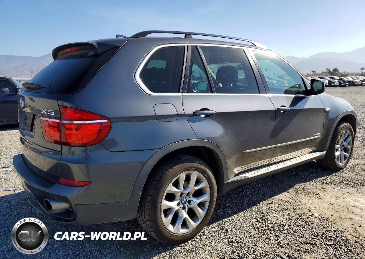 2013 BMW X5 xDrive35I VIN:5UXZV4C55D0B10976 - 3