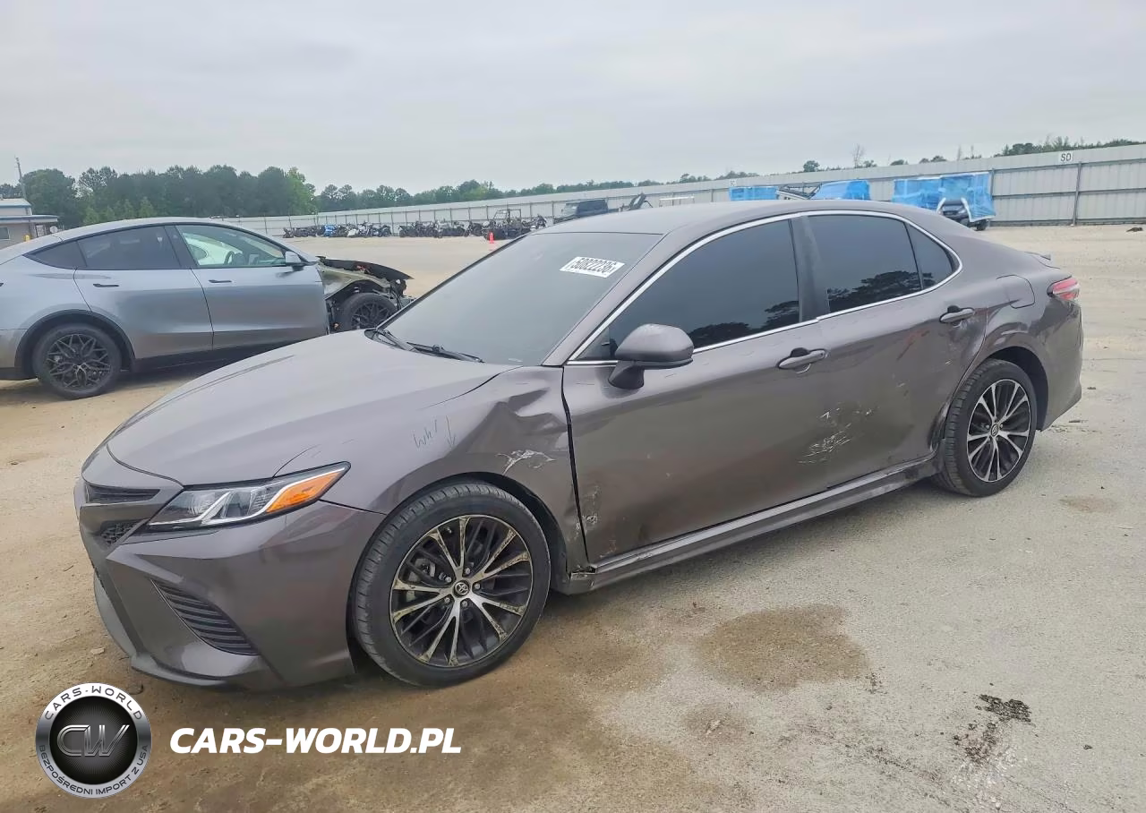 2018 Toyota Camry Se – zdjęcie 1 z 12