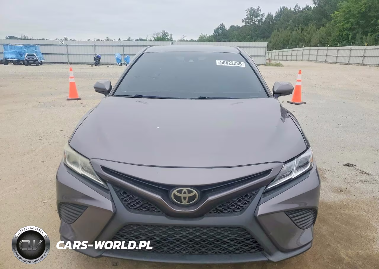 2018 Toyota Camry Se VIN:4T1B11HKXJU511626 - 5