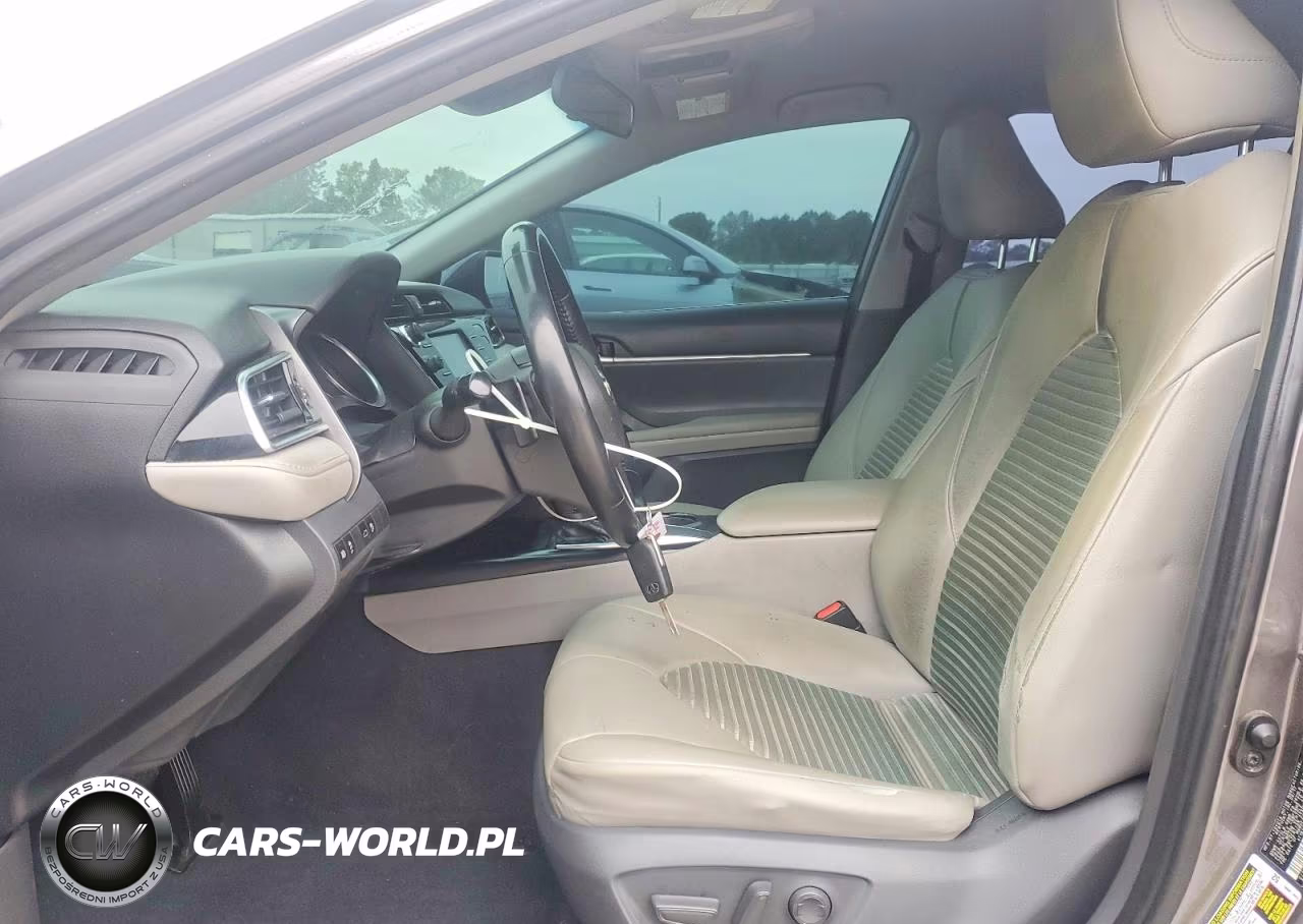 2018 Toyota Camry Se VIN:4T1B11HKXJU511626 - 7