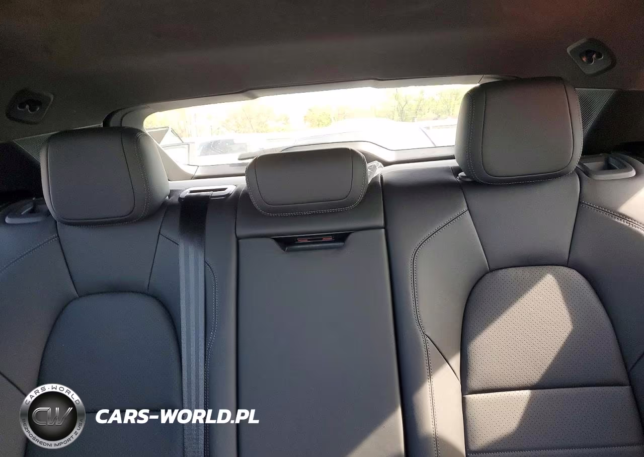 2025 Porsche Macan Turbo VIN:WP1AC2XA5SL175556 - 10