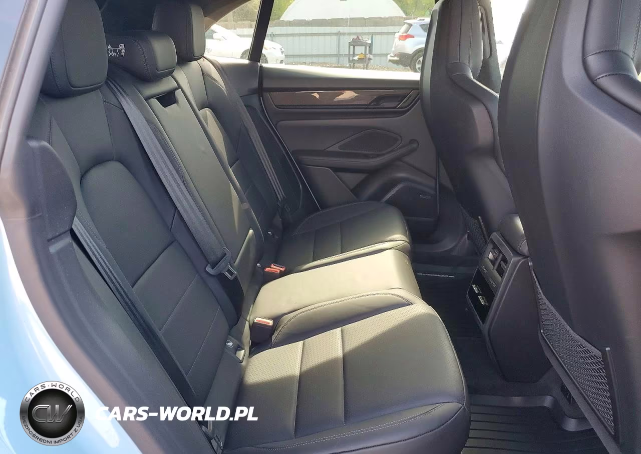 2025 Porsche Macan Turbo VIN:WP1AC2XA5SL175556 - 11