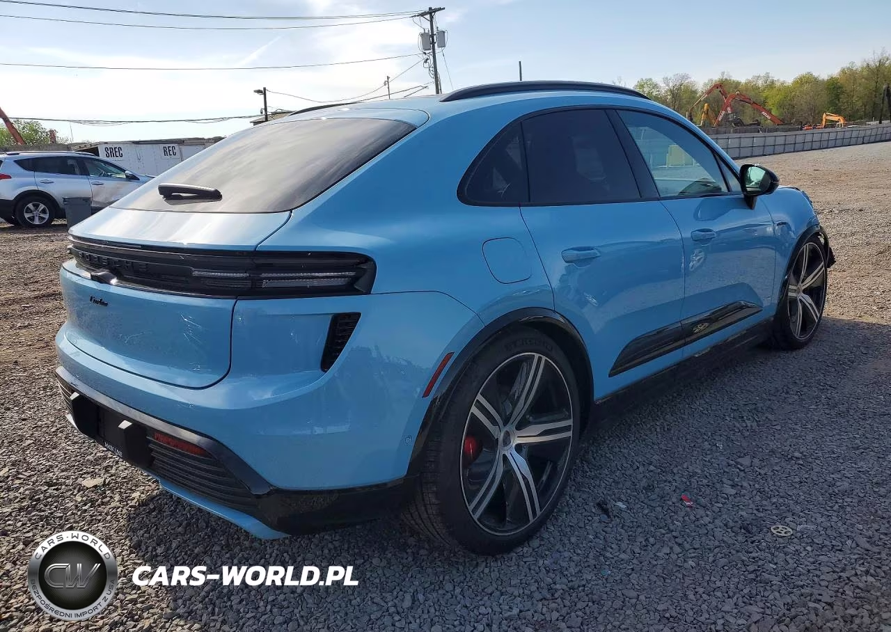2025 Porsche Macan Turbo VIN:WP1AC2XA5SL175556 - 3